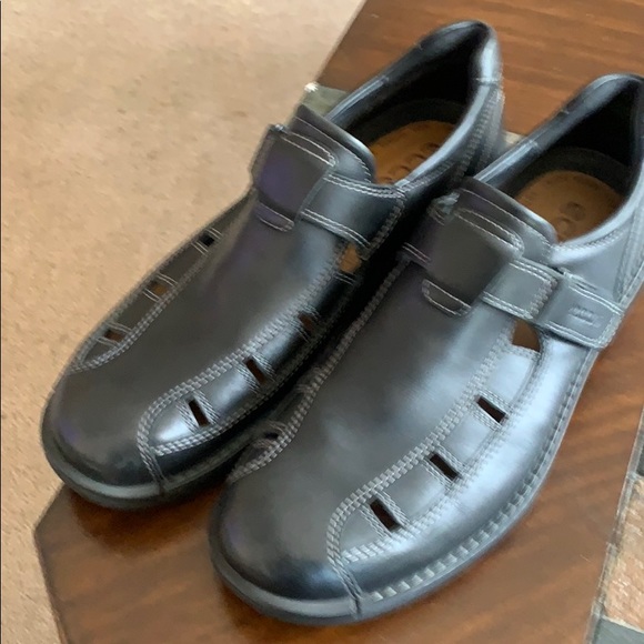 Ecco size 12. Excellent condition